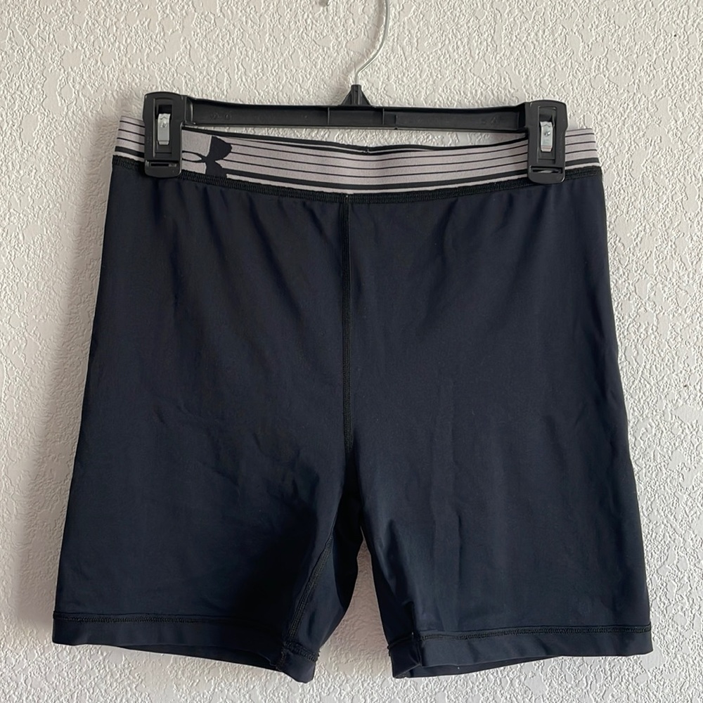 Black Under Armour Workout shorts M